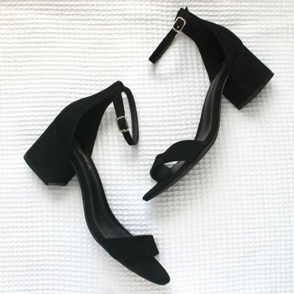 Candie's Black Faux Suede Block Heel Adjustable Ankle Strap 2 Inch Heels Shoes 6 - Picture 3 of 11